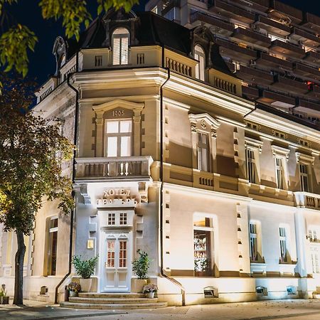 Хотел Театъръ Hotel Pleven Eksteriør billede