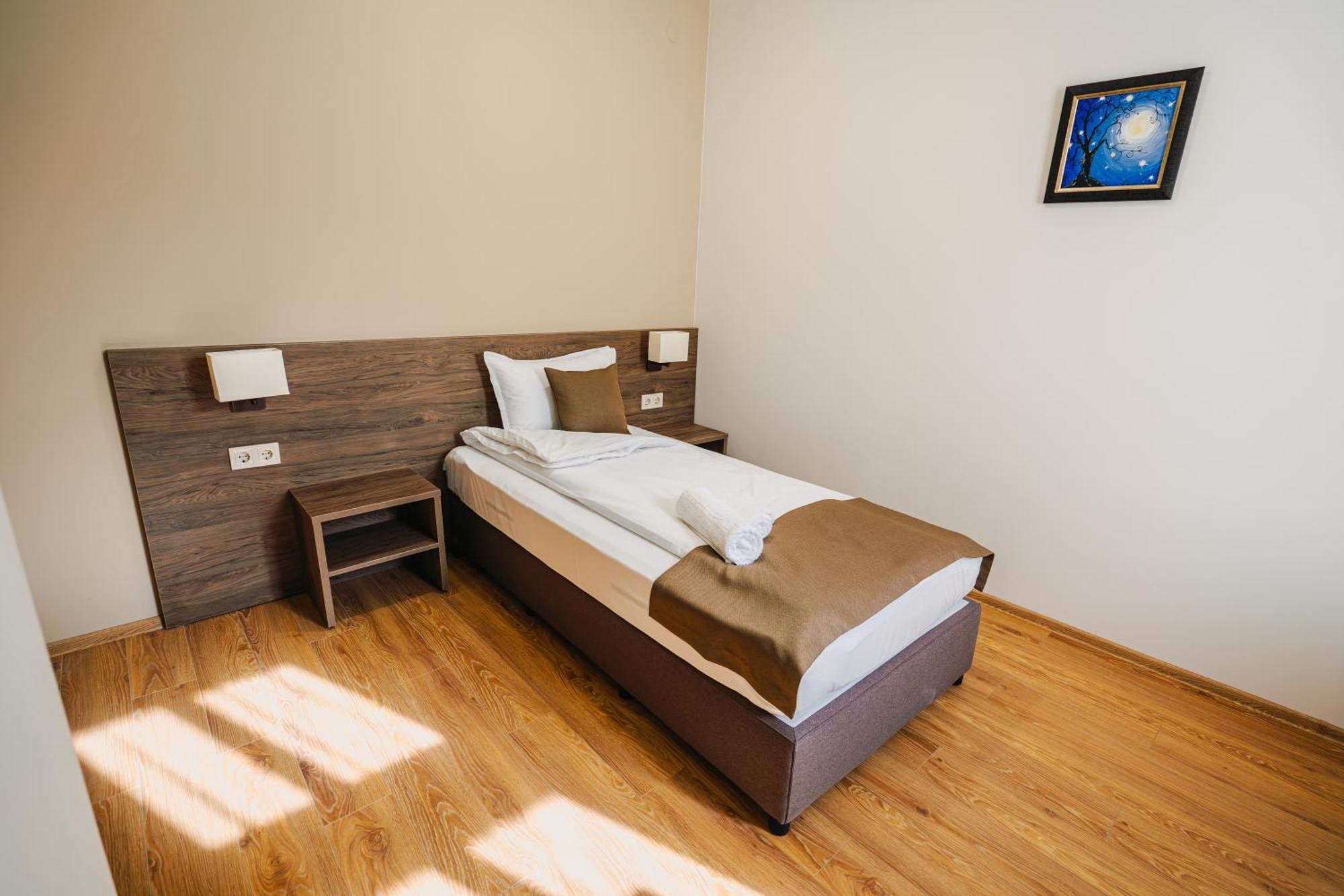 Хотел Театъръ Hotel Pleven Eksteriør billede