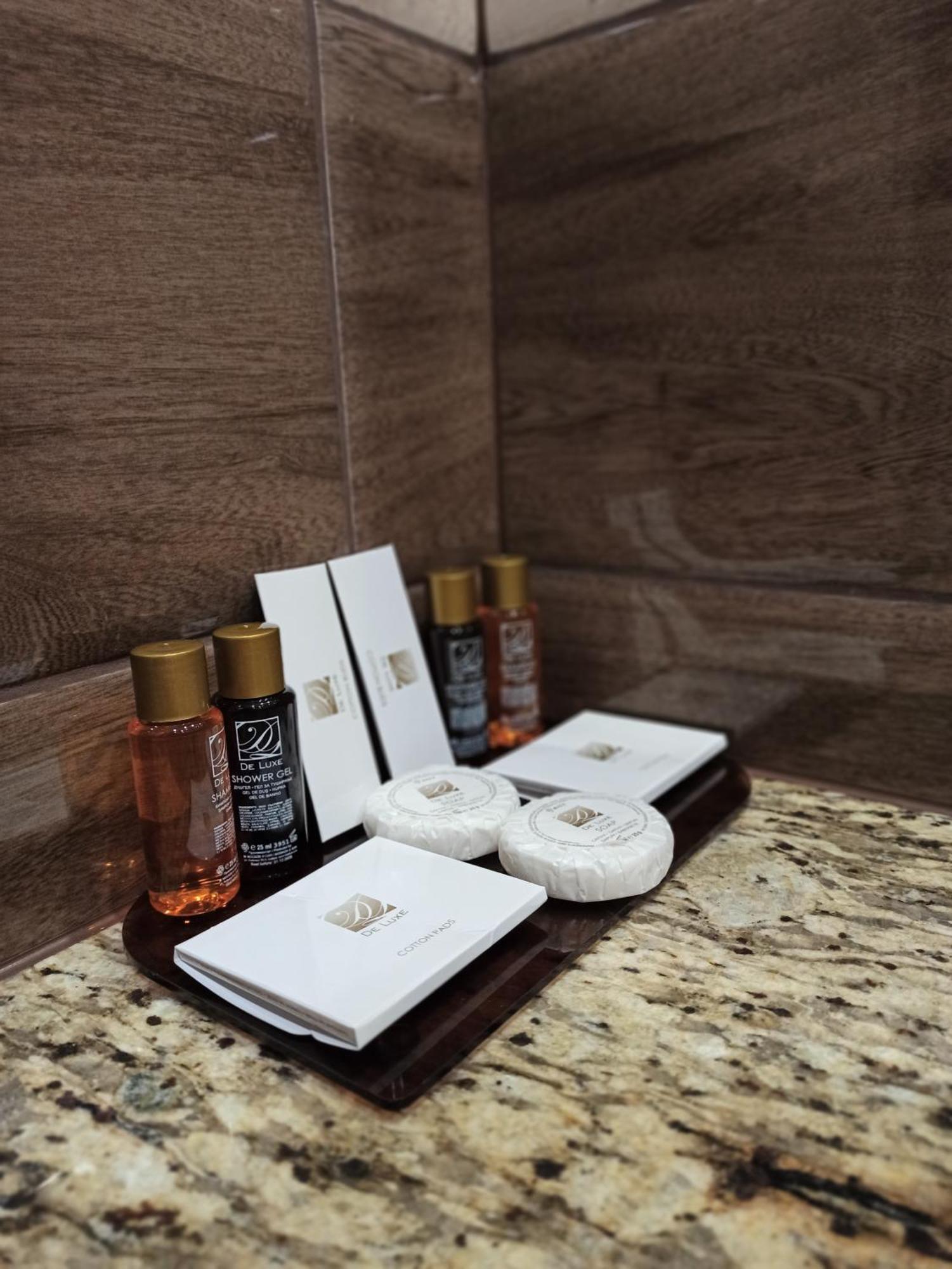 Хотел Театъръ Hotel Pleven Eksteriør billede