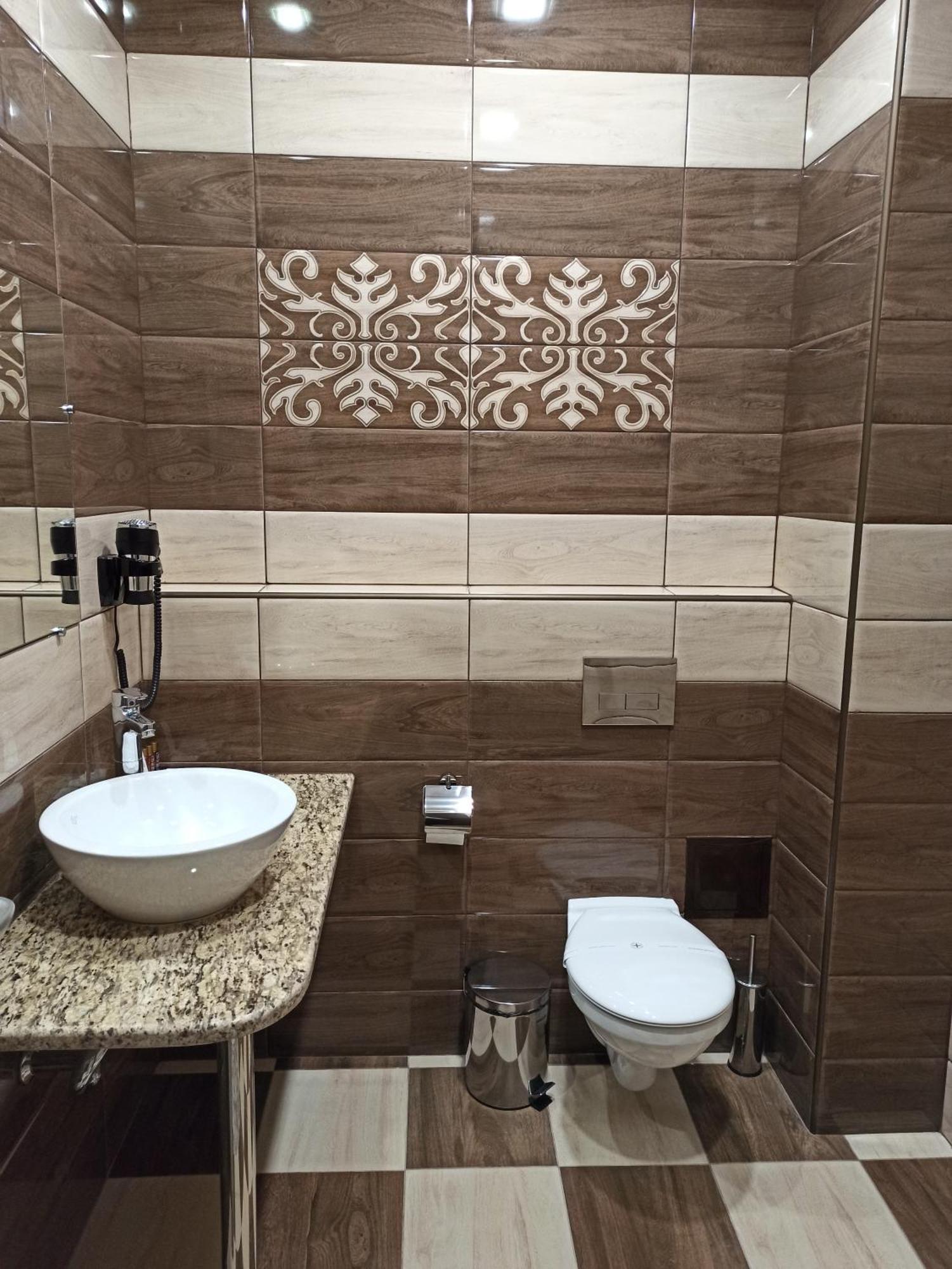Хотел Театъръ Hotel Pleven Eksteriør billede