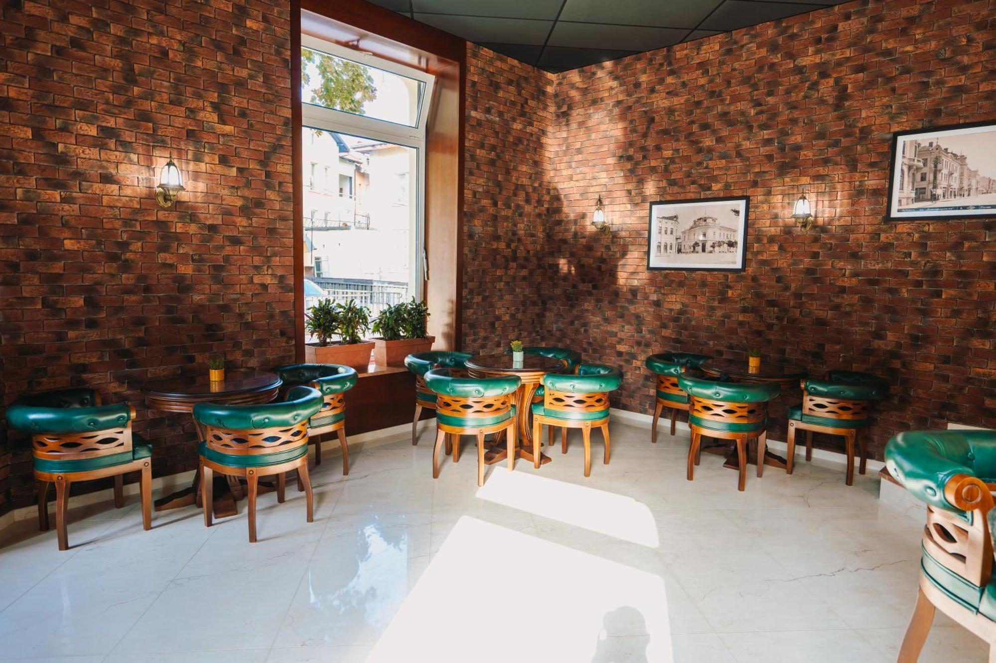Хотел Театъръ Hotel Pleven Eksteriør billede
