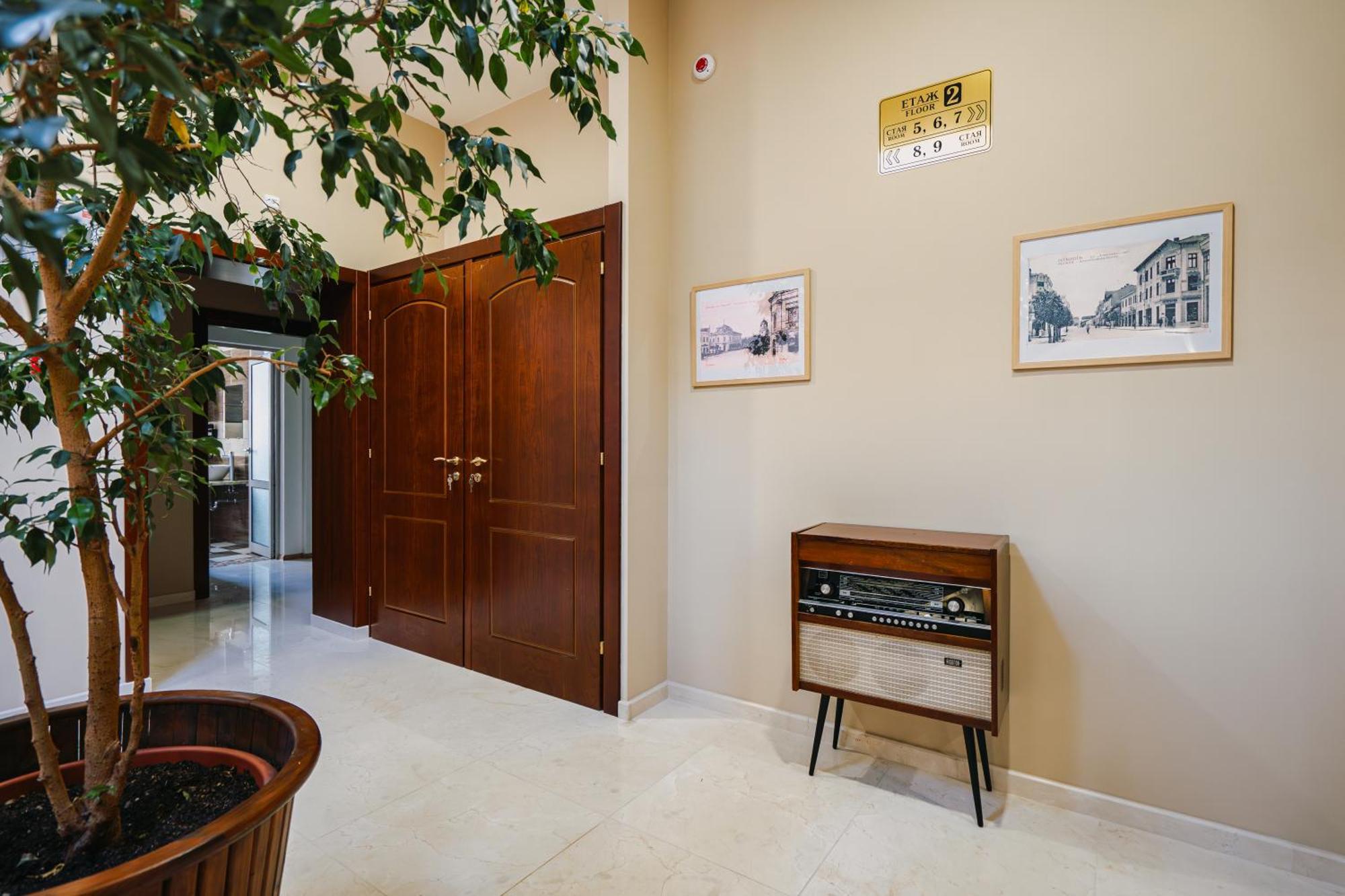 Хотел Театъръ Hotel Pleven Eksteriør billede
